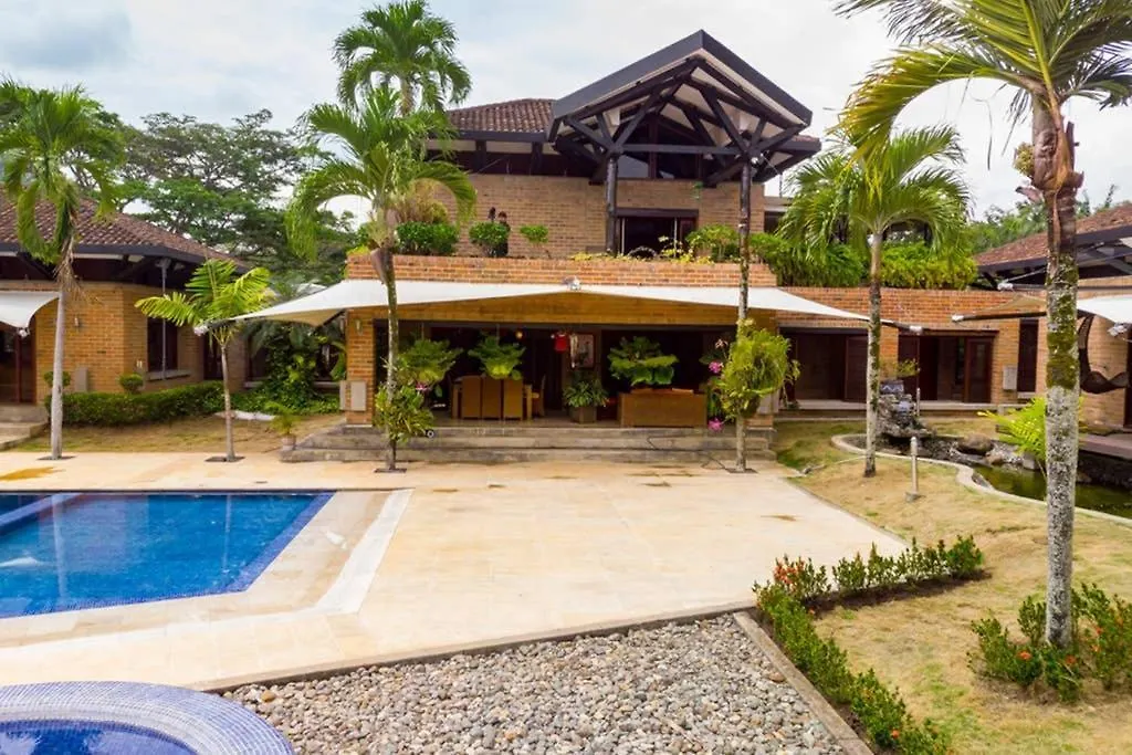 Mansion In Cali For 15 People! Hotel 0*,  Colombia