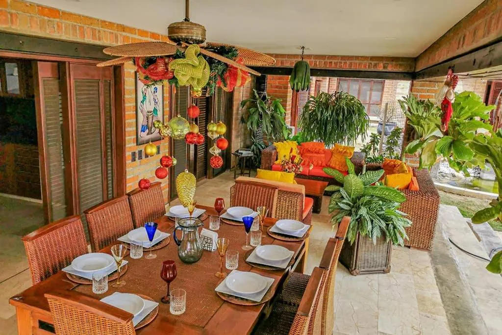 Mansion In Cali For 15 People! Hotel Villa